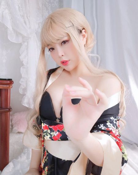 小婕子伦流澡到高潮H_1080P视频大全