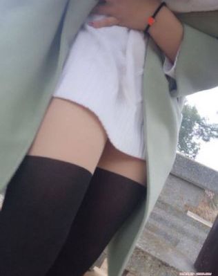 99国产哺乳期美女挤奶_电影无删减版